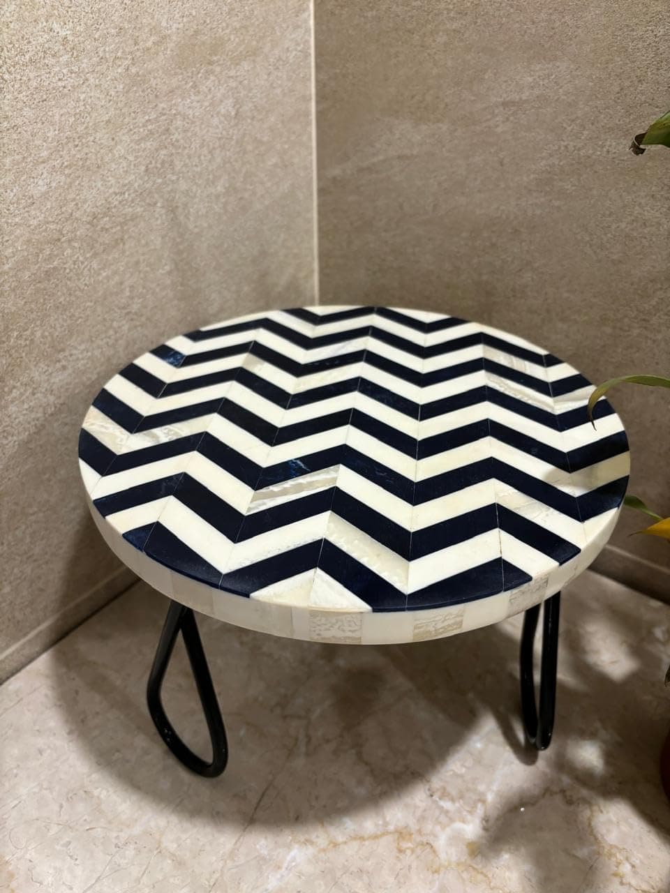 Black & White Zig Zag Tray with Curved Legs view 2