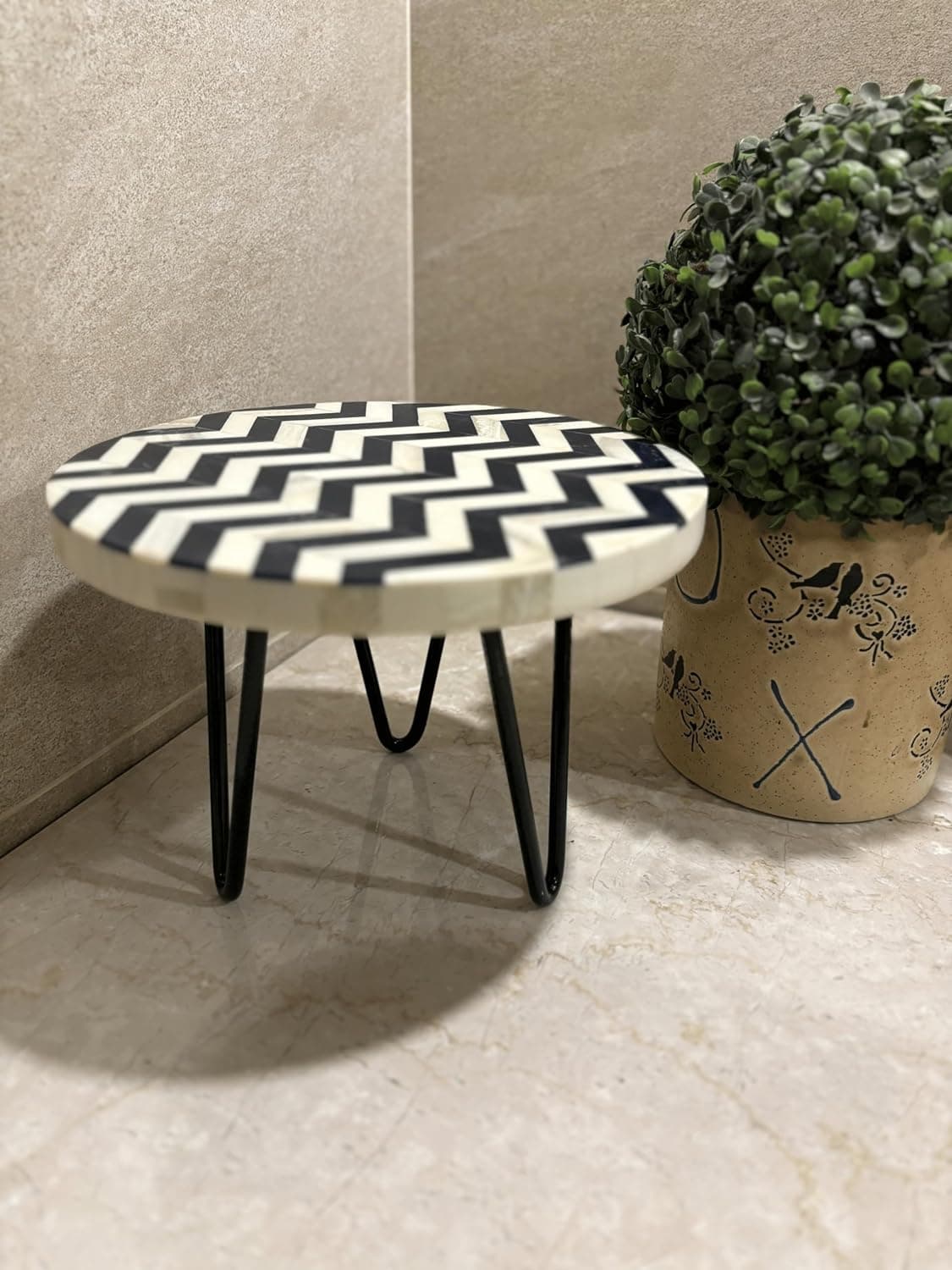 Black & White Zig Zag Tray with Straight Legs